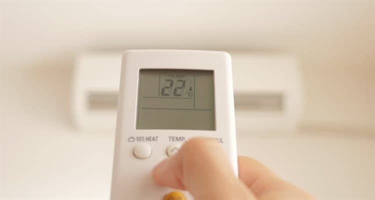 Scopri qual è la modalità migliore del condizionatore in estate. Guida completa su Cool, Dry, Auto, Sleep ed Eco per comfort e risparmio.